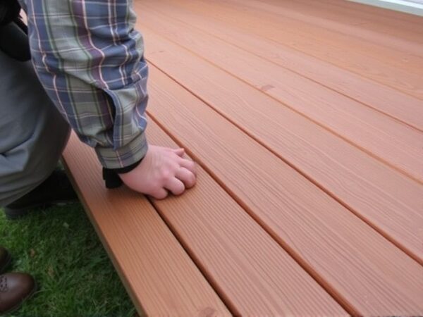 composite decking fixing